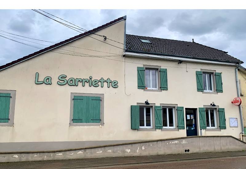 Le restaurant - La Sarriette - restaurant MEDIERE - Restaurant Doubs
